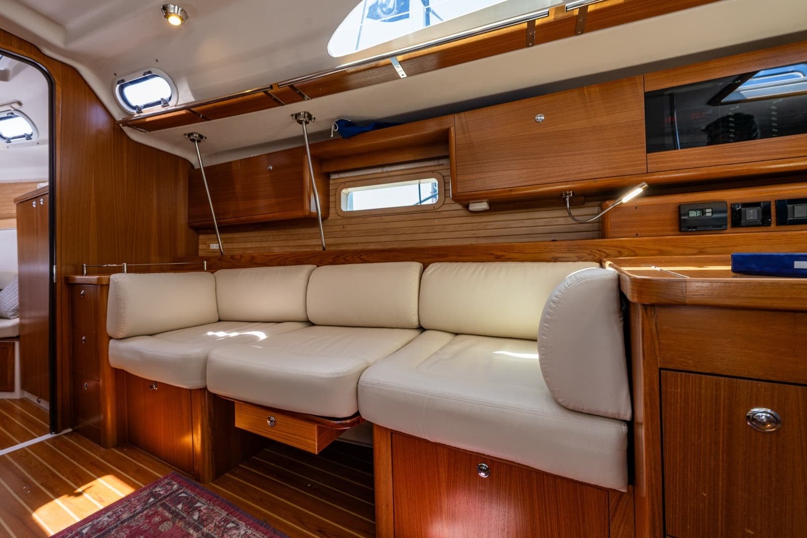 2024 Catalina 445 - Photo 23