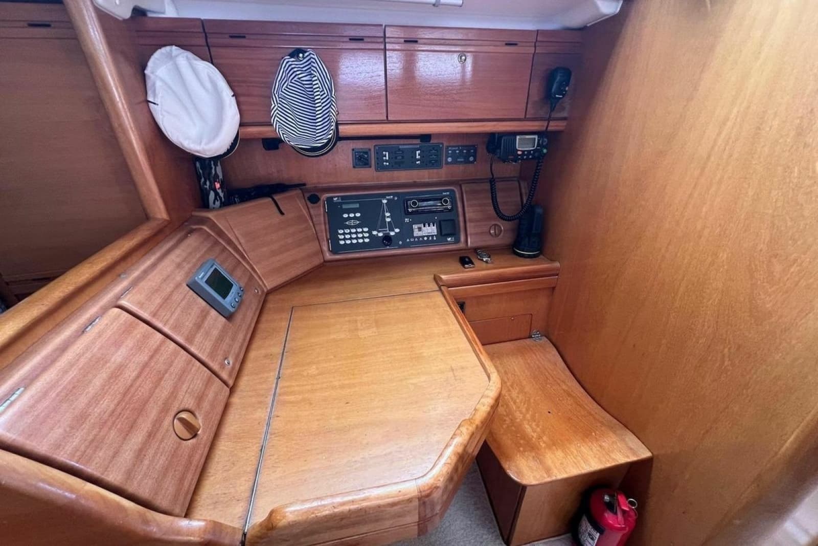 2007 Bavaria Vision 44 - Photo 22