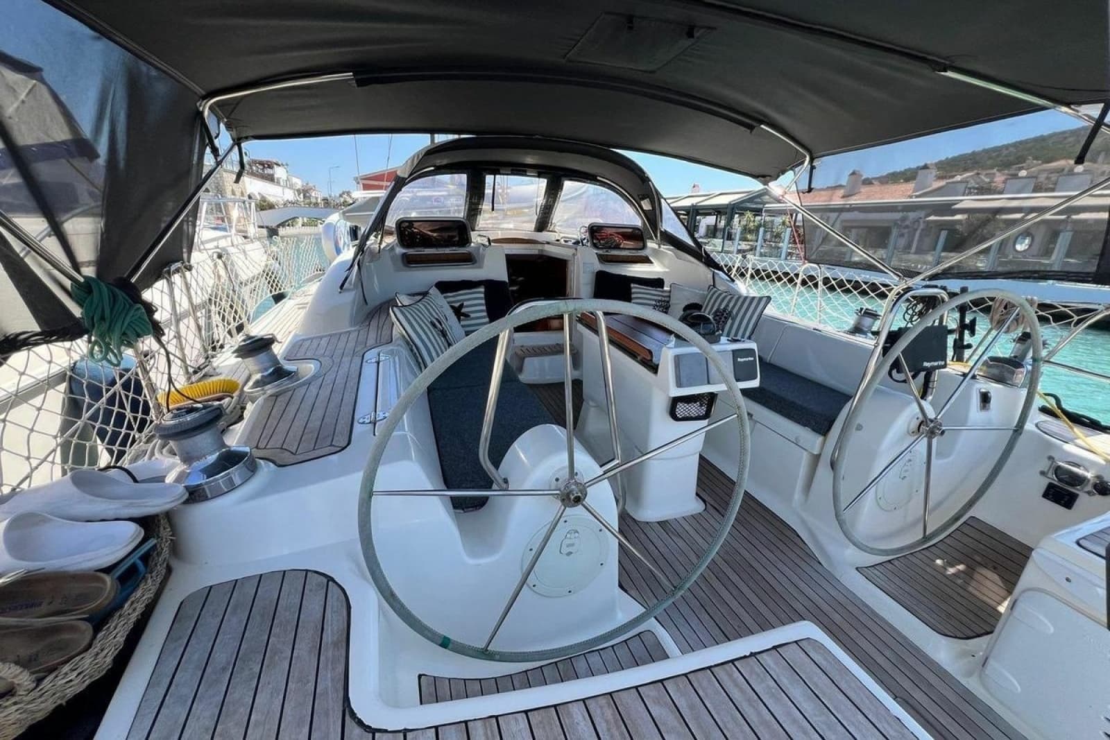 2007 Bavaria Vision 44 - Photo 8