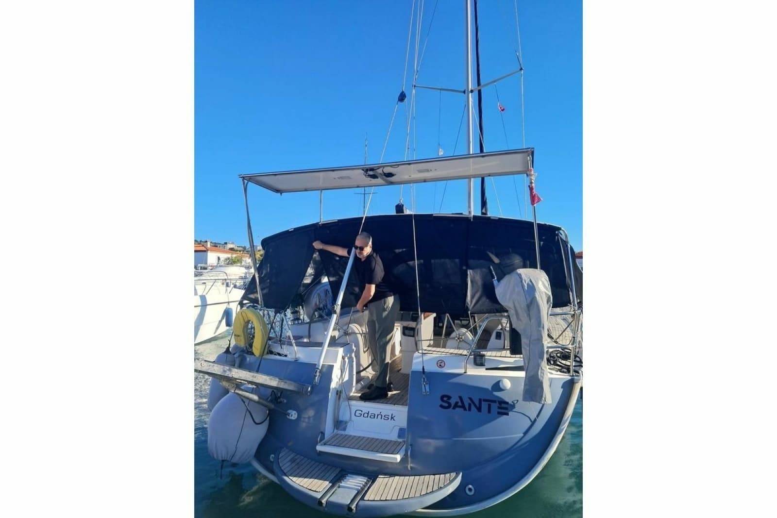 2007 Bavaria Vision 44 - Photo 3