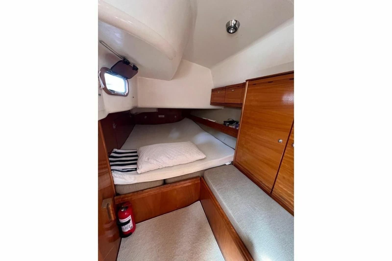 2007 Bavaria Vision 44 - Photo 12
