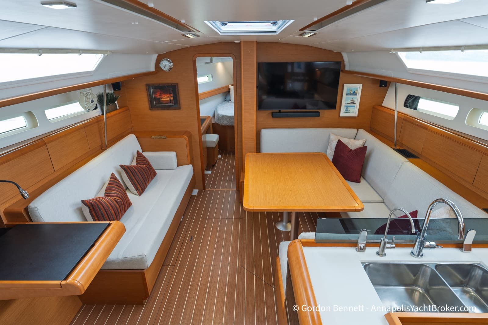 2015 Jeanneau Sun Odyssey 439 - Photo 5