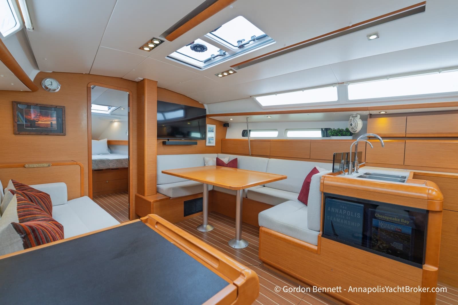 2015 Jeanneau Sun Odyssey 439 - Photo 41