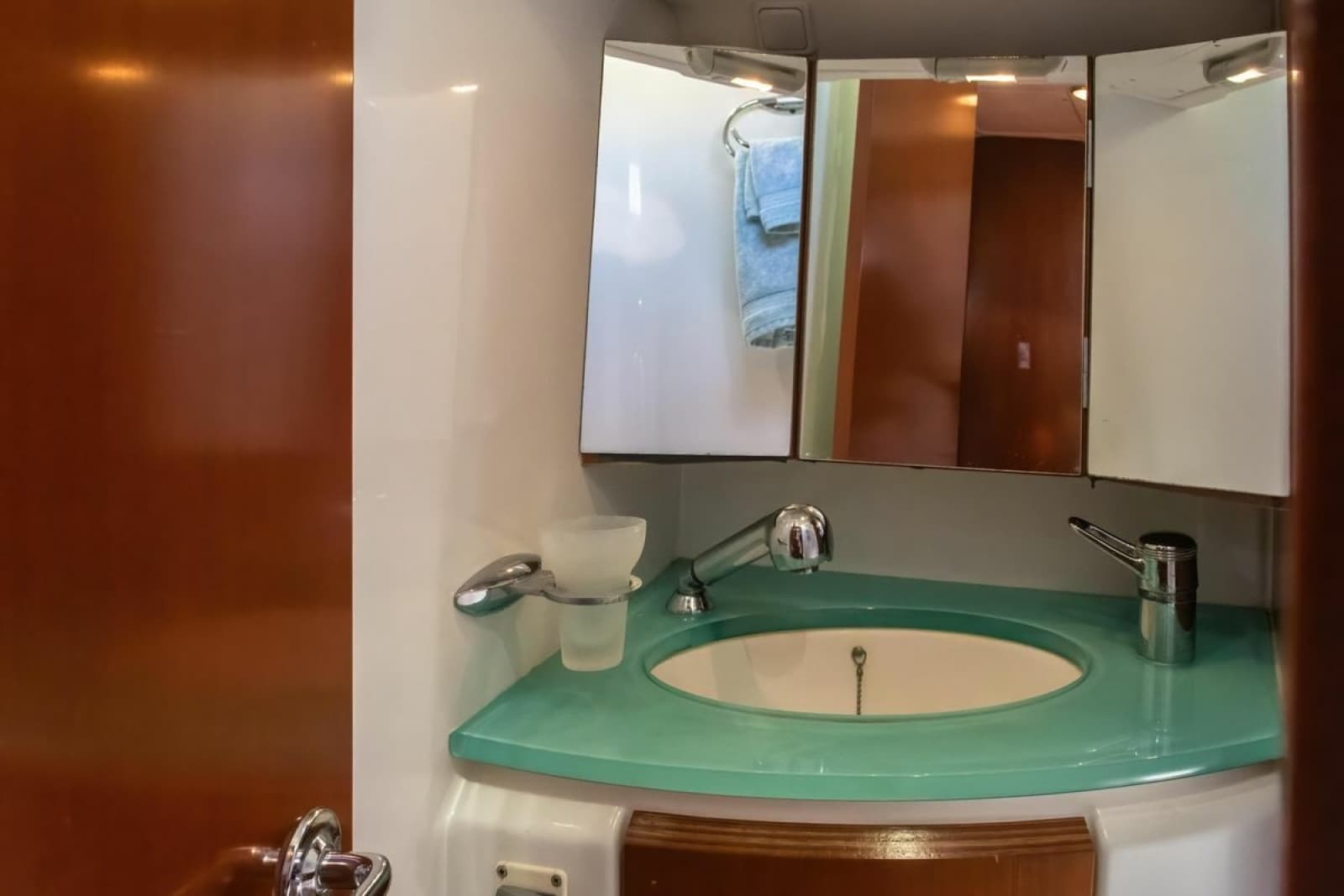 2007 Beneteau Oceanis 523 - Photo 19