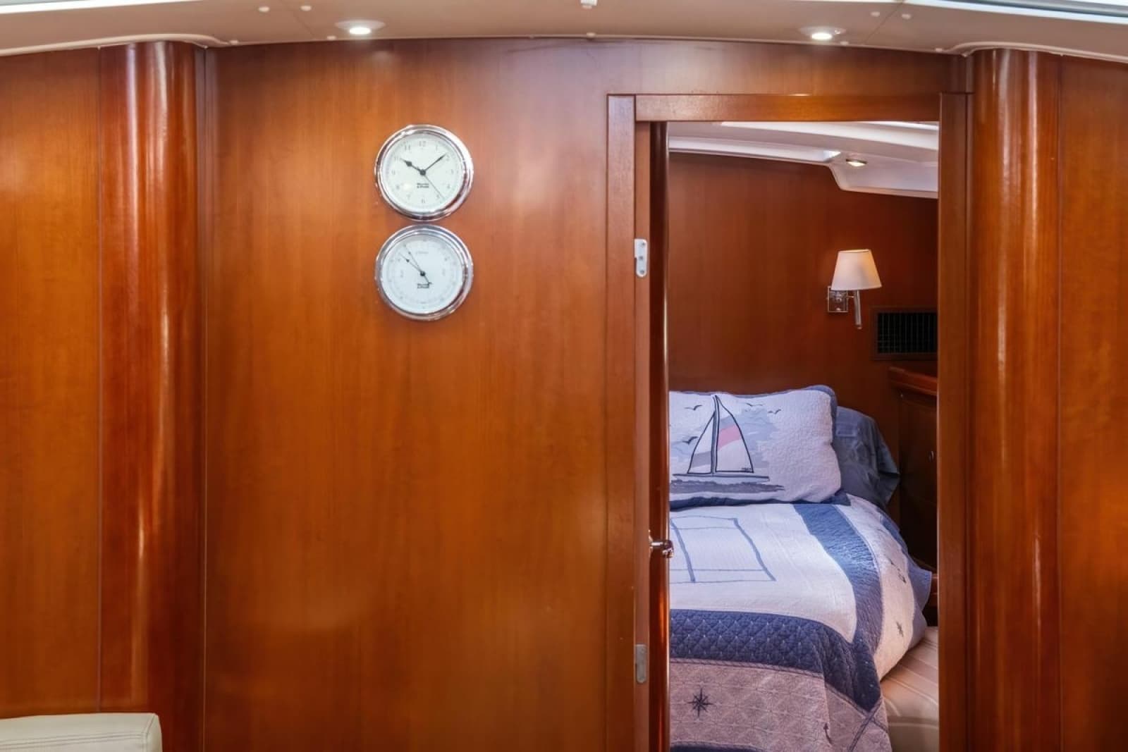 2007 Beneteau Oceanis 523 - Photo 3