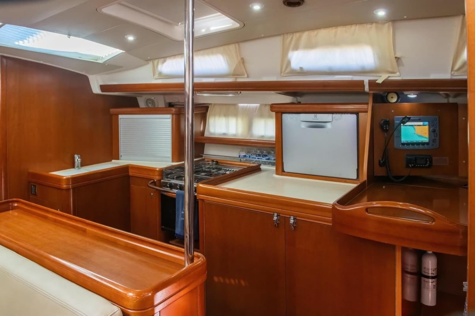 2007 Beneteau Oceanis 523 - Photo 14