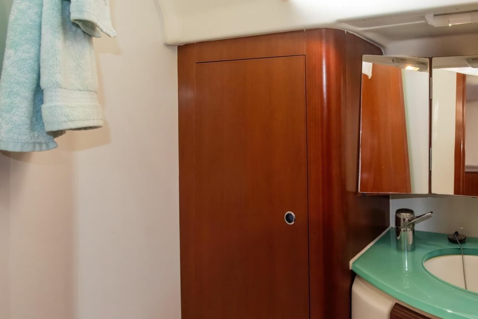 2007 Beneteau Oceanis 523 - Photo 16