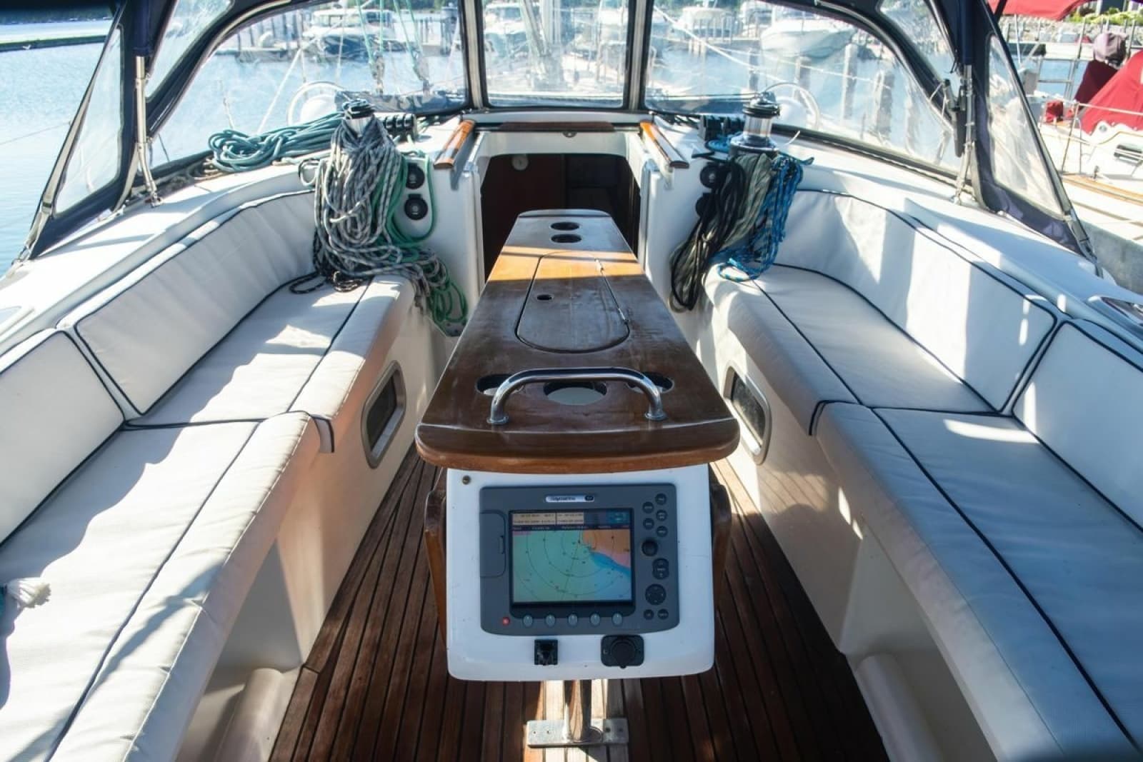 2007 Beneteau Oceanis 523 - Photo 29