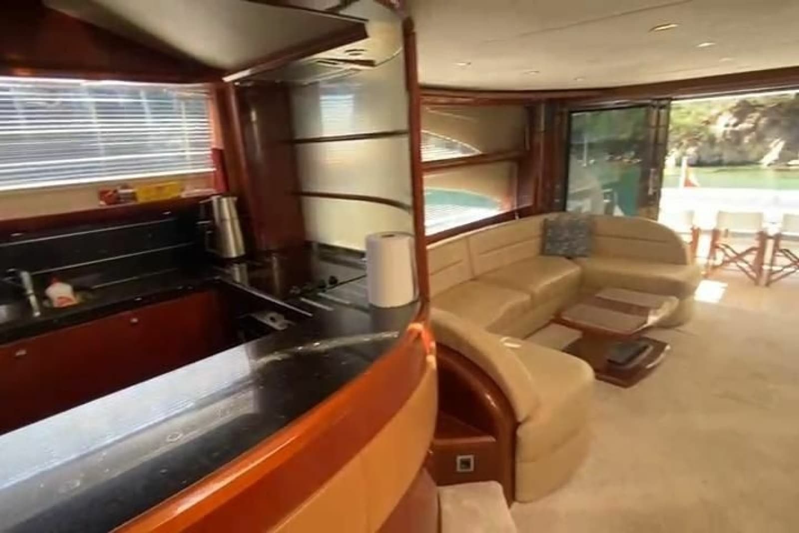 2007 Princess 21M - Photo 49