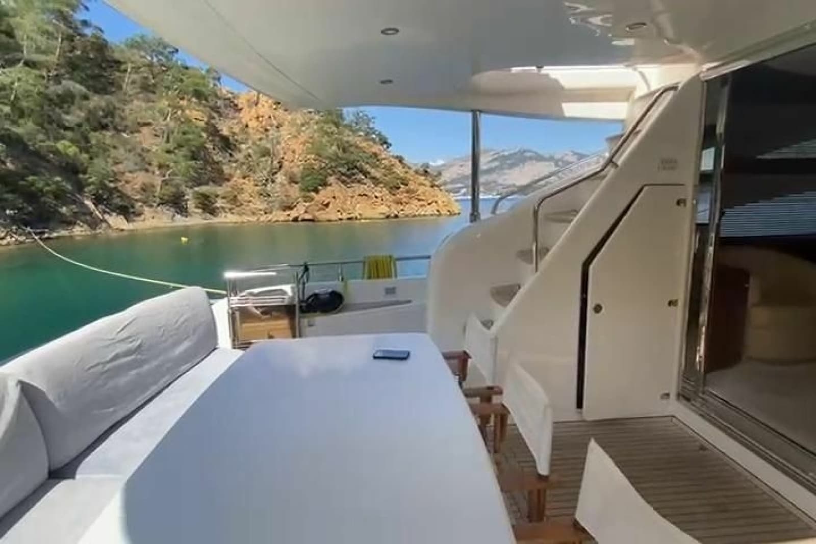 2007 Princess 21M - Photo 12