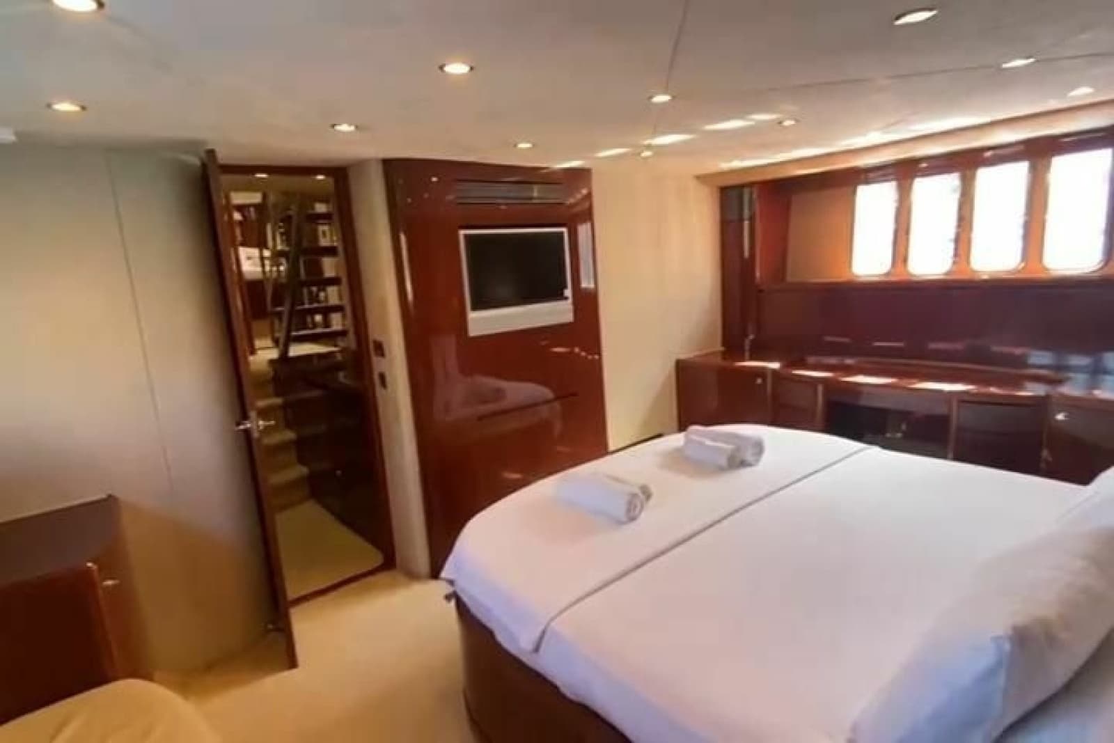 2007 Princess 21M - Photo 78