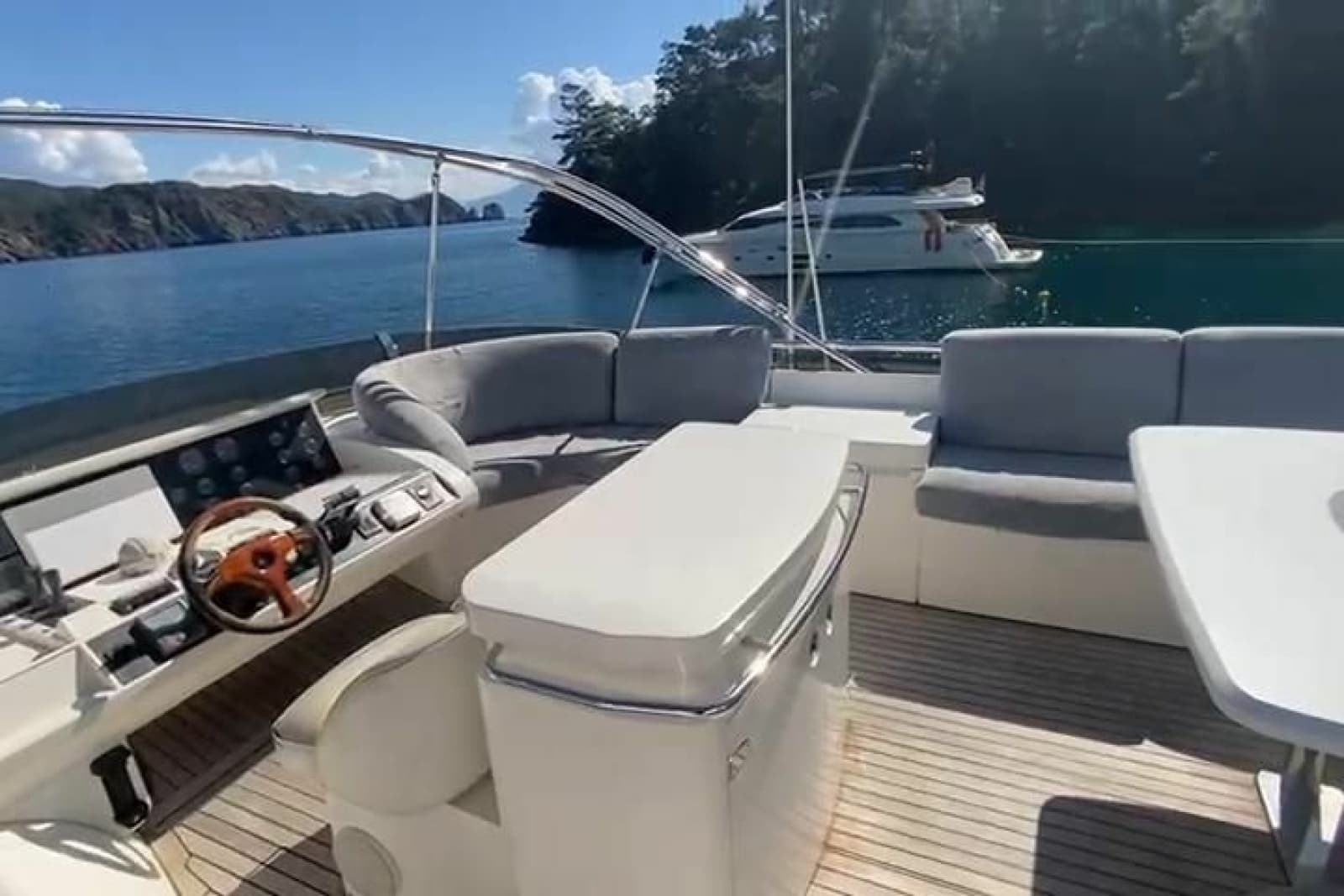 2007 Princess 21M - Photo 26