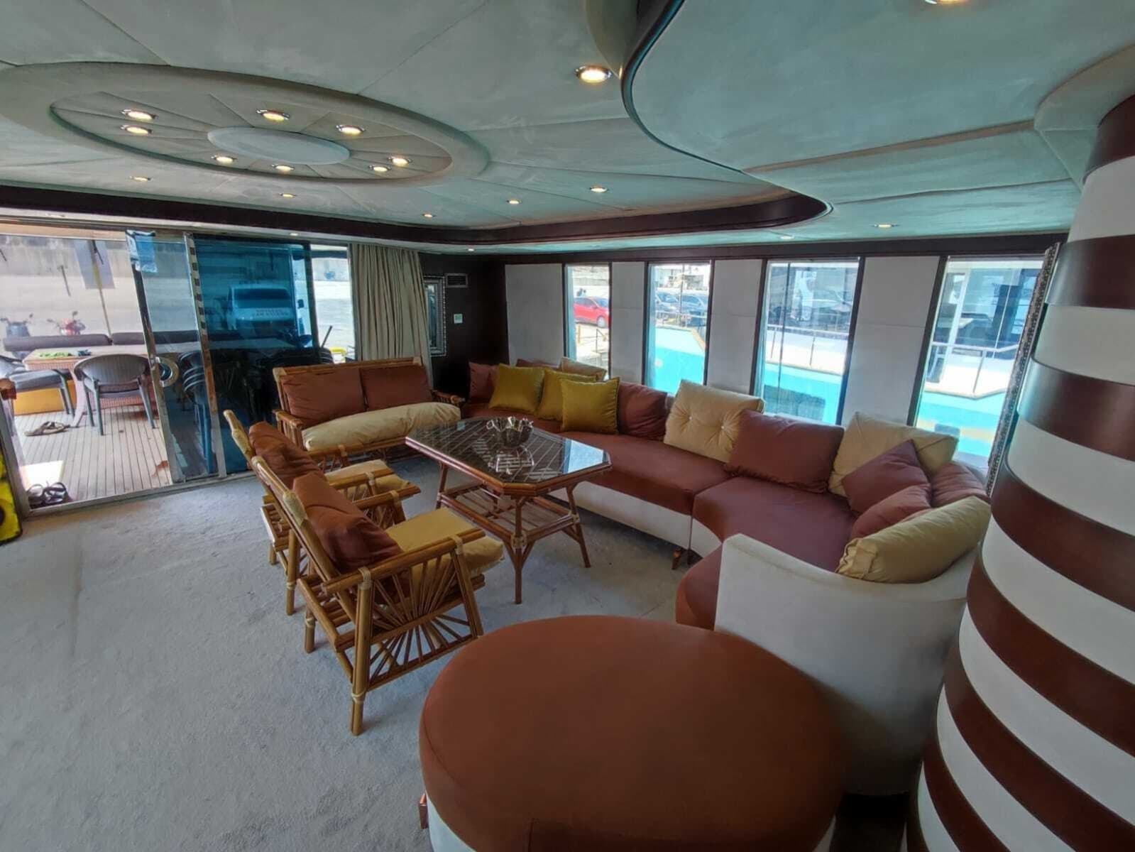 2007 Custom 85 Motor Yacht - Photo 6
