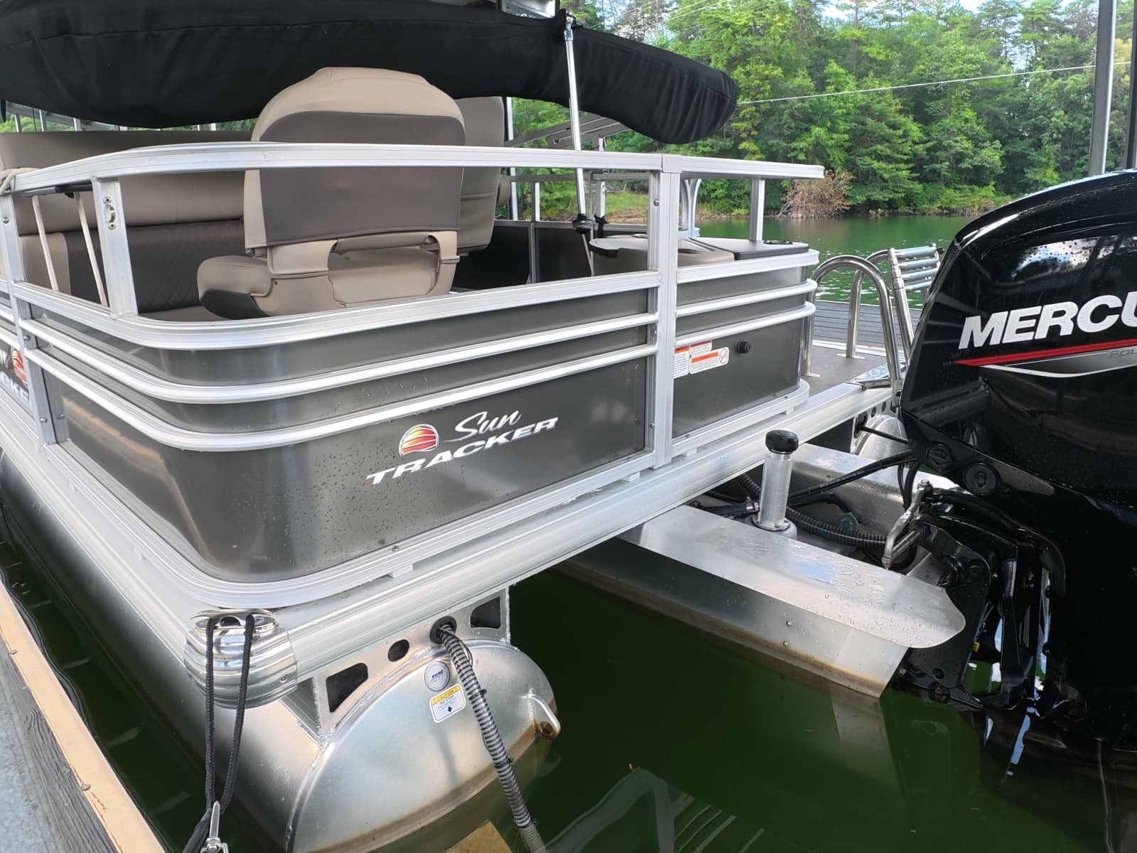 2023 Tracker  - Photo 41