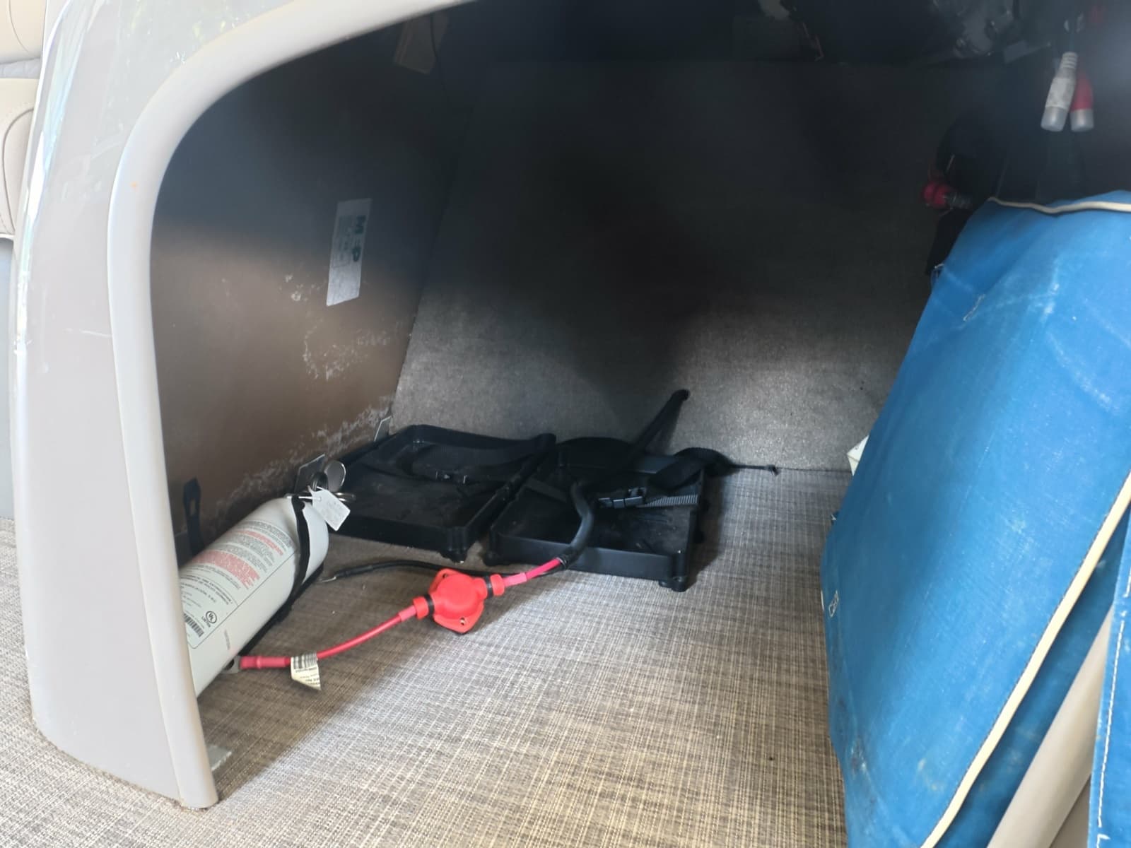 2023 Tracker  - Photo 17