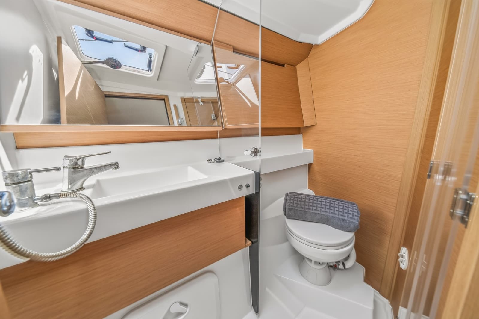 2021 Jeanneau SO 410 - Photo 21