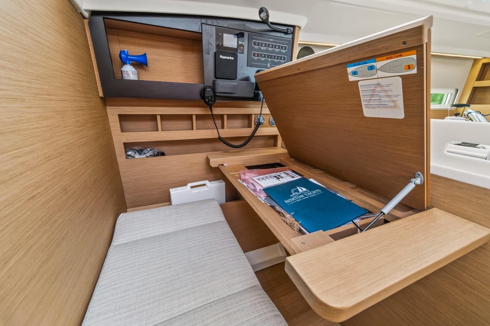 2021 Jeanneau SO 410 - Photo 14