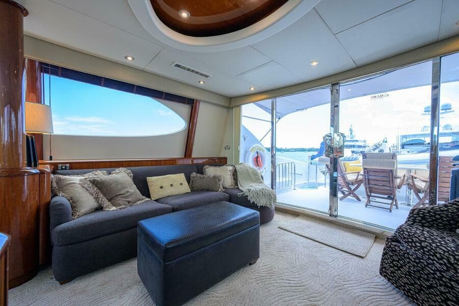 2007 Lazzara Yachts 80 Enclosed - Photo 36