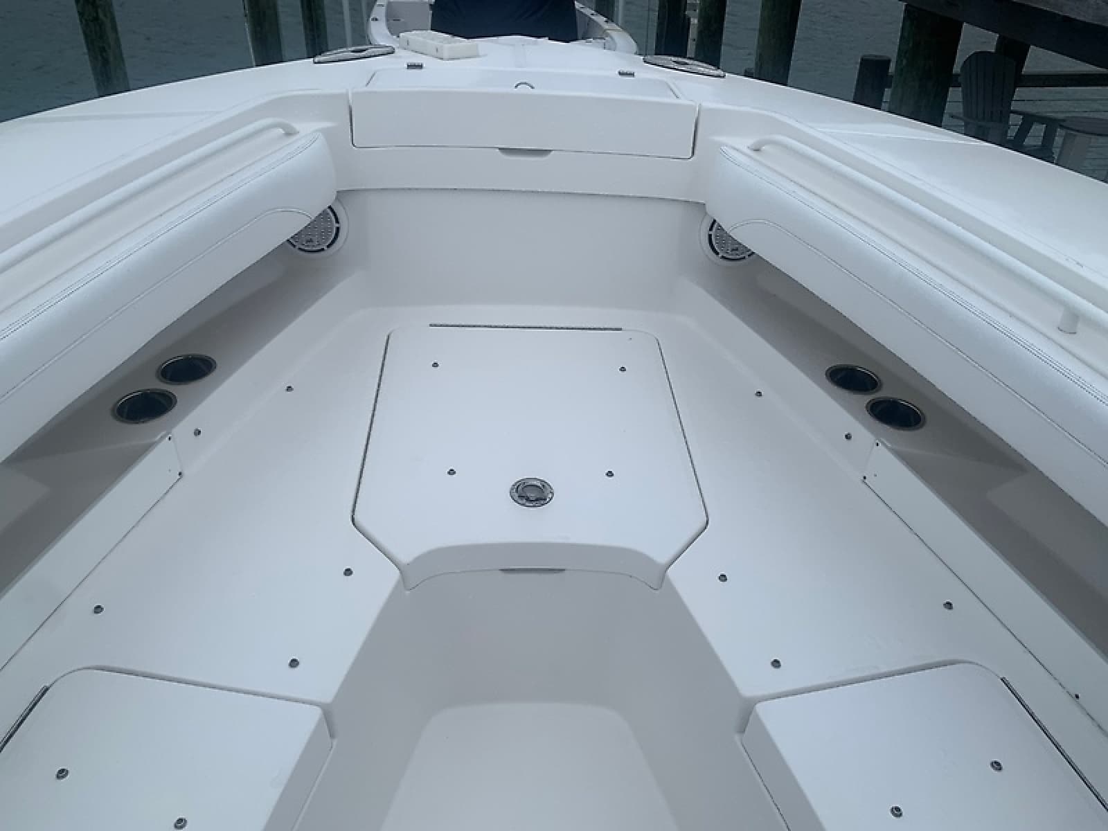 2020 Regulator 31 FS - Photo 7