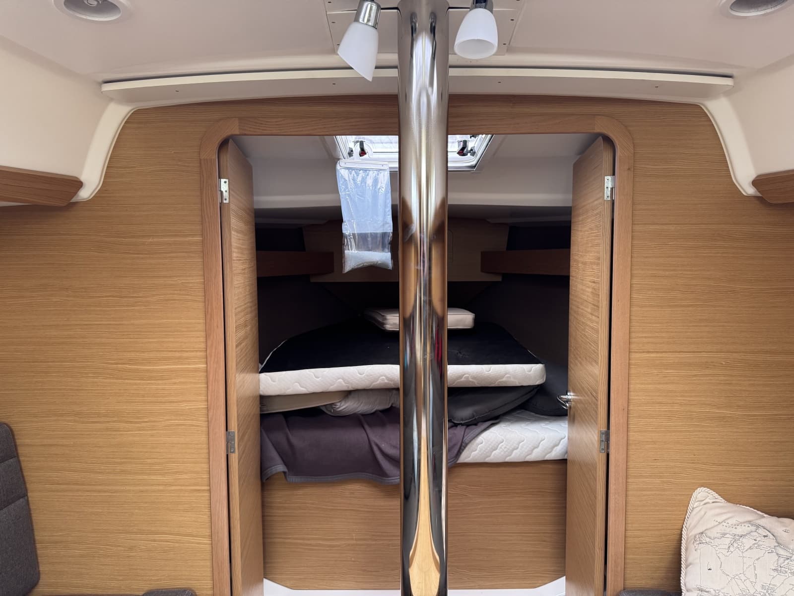 2017 Dufour 350GL - Photo 14