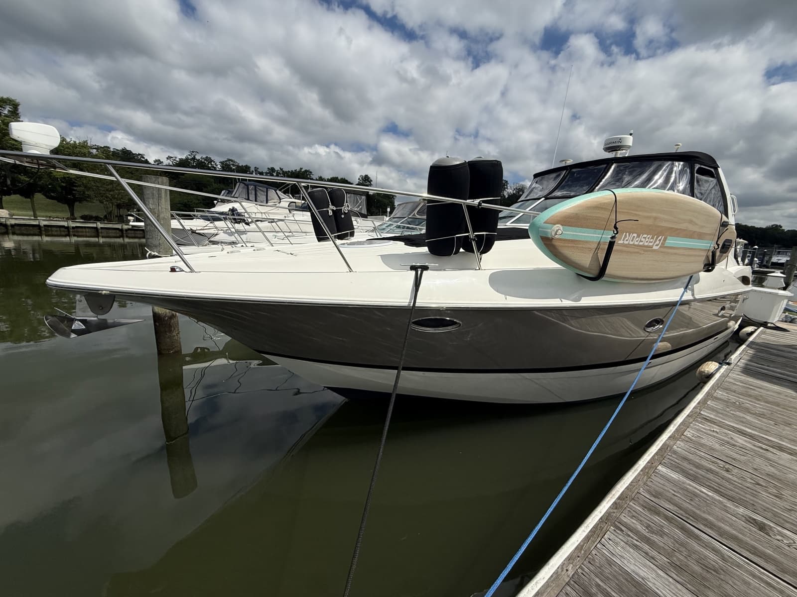 2006 Cruisers Yachts 370 Express - Photo 1