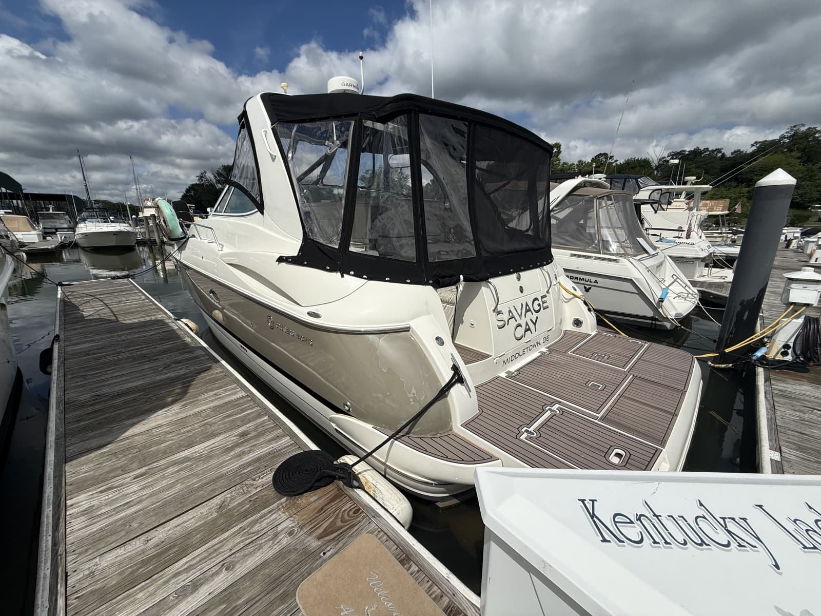 2006 Cruisers Yachts 370 Express - Photo 4