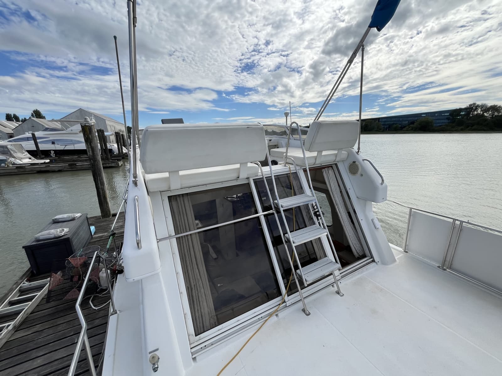 2000 Carver 326 - Photo 2