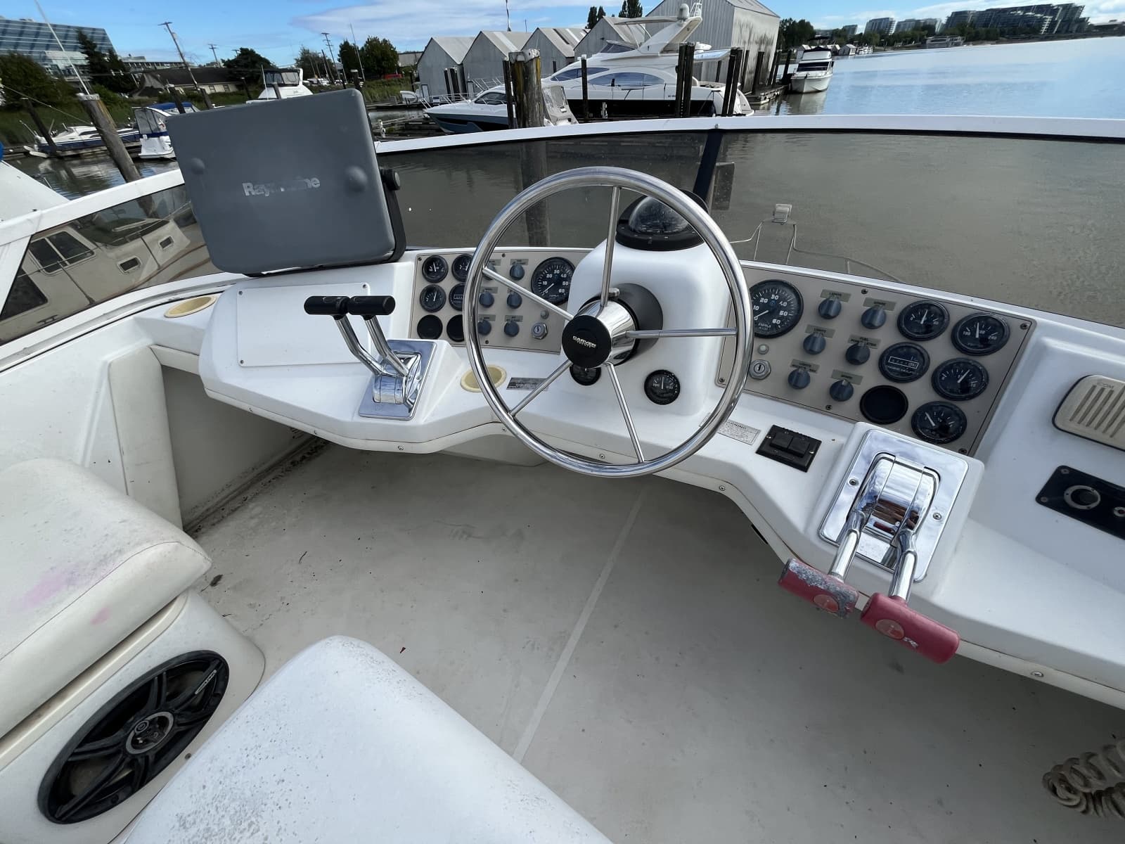 2000 Carver 326 - Photo 4