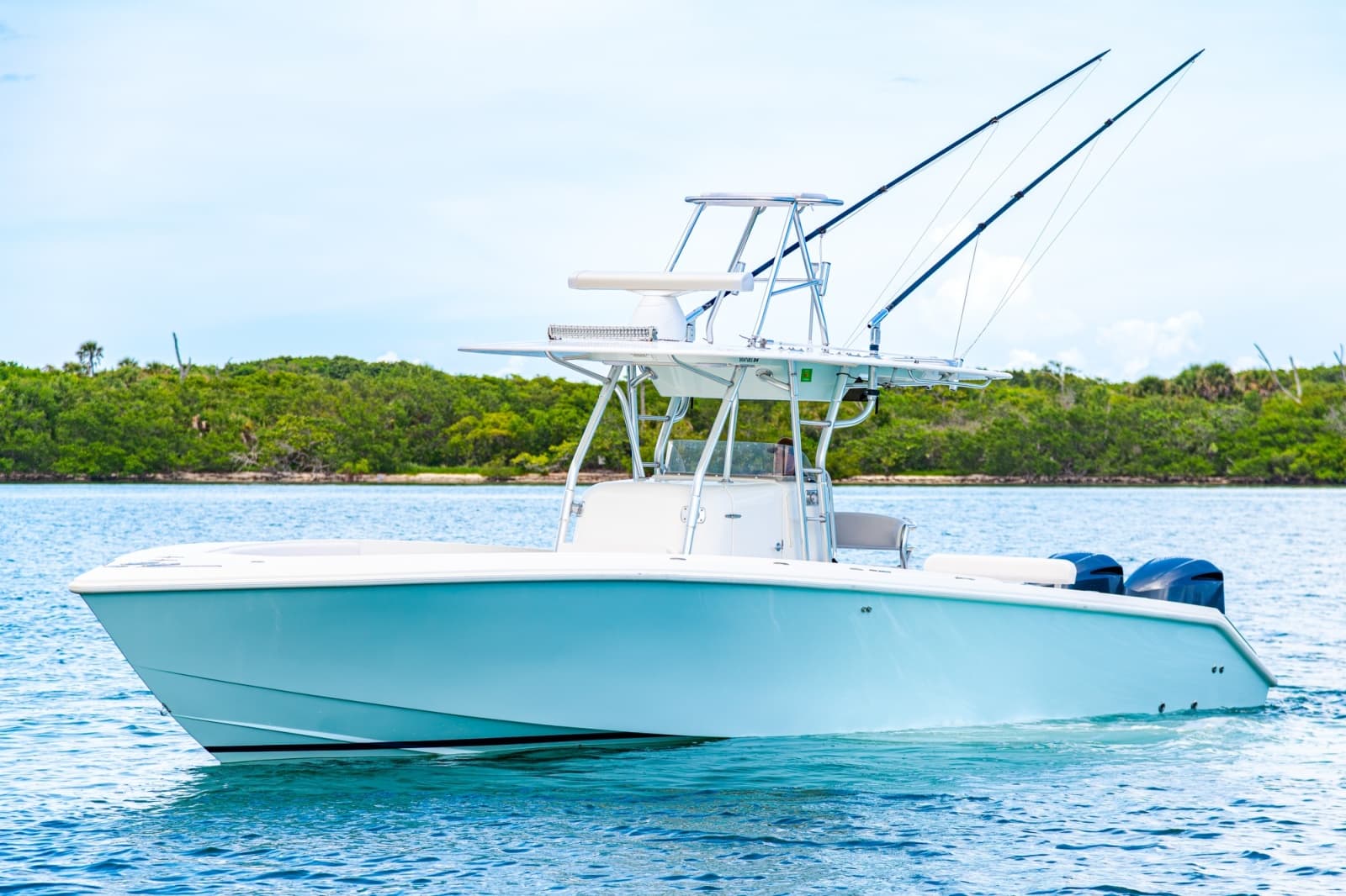2004 Venture 34 - Photo 5