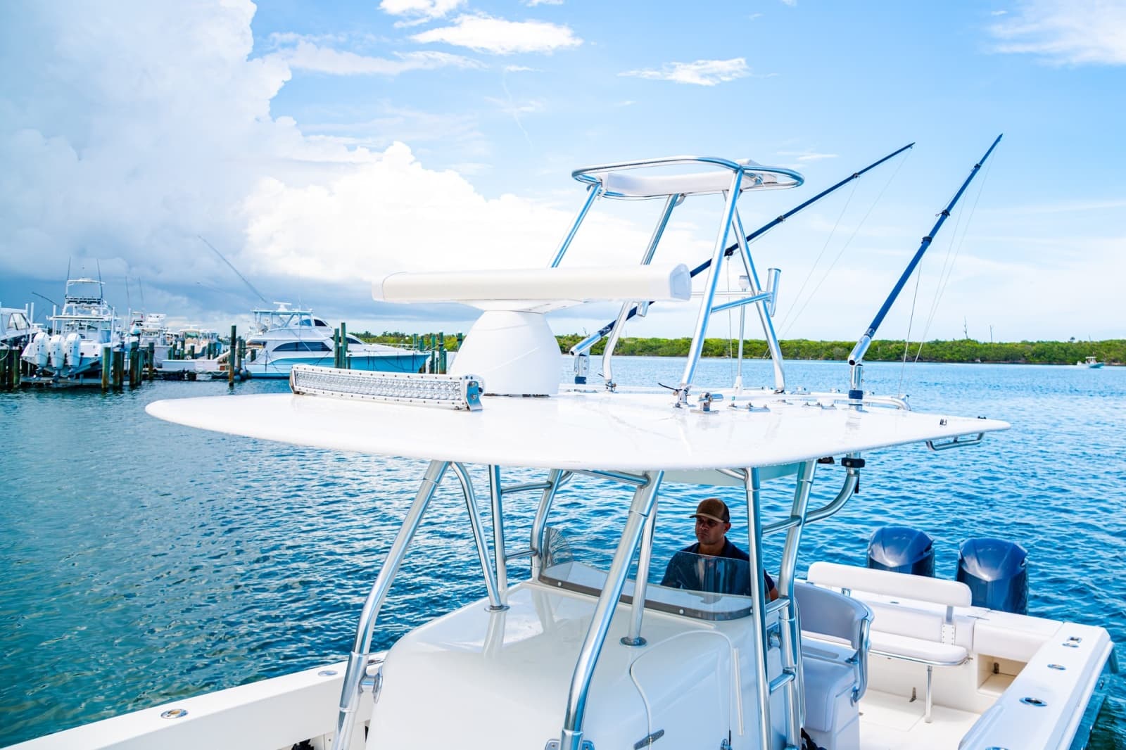 2004 Venture 34 - Photo 19
