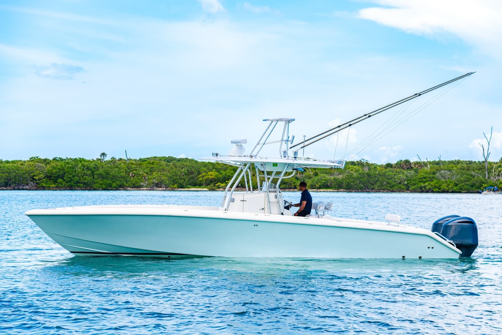2004 Venture 34 - Photo 7