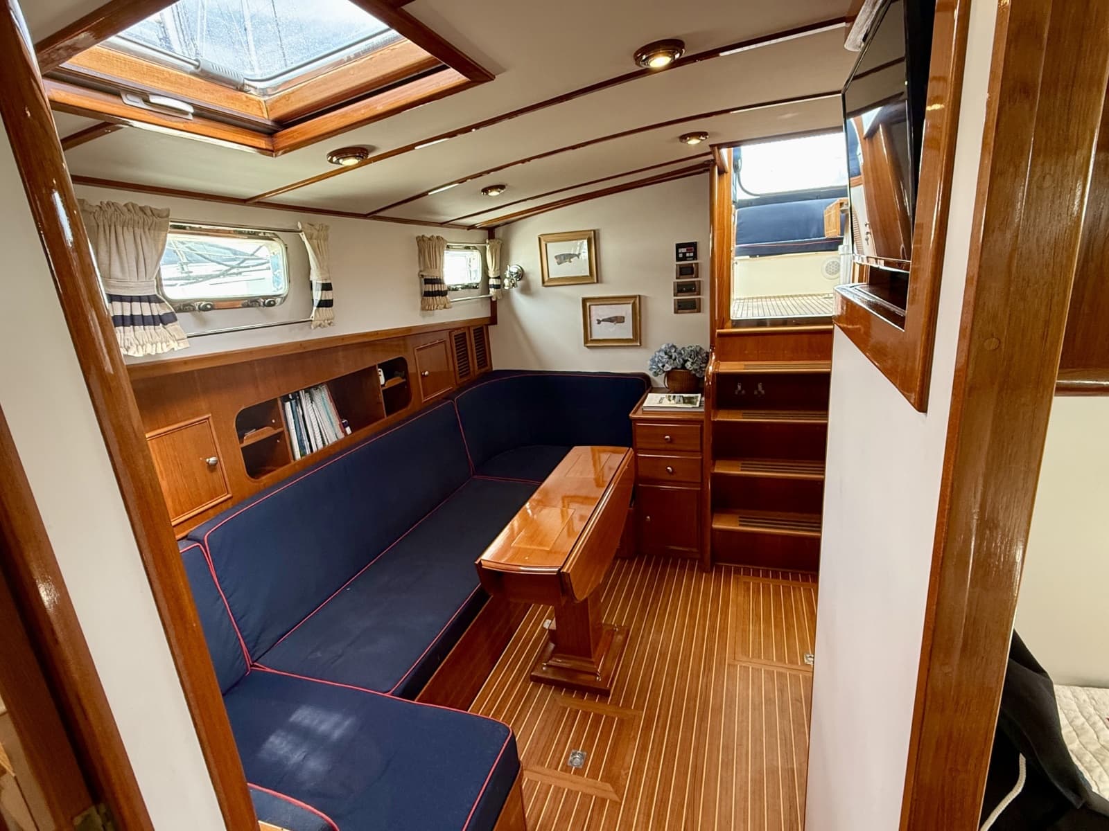2001 Grand Banks Eastbay HX - Photo 50