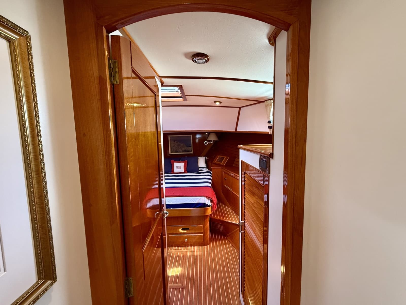 2001 Grand Banks Eastbay HX - Photo 34