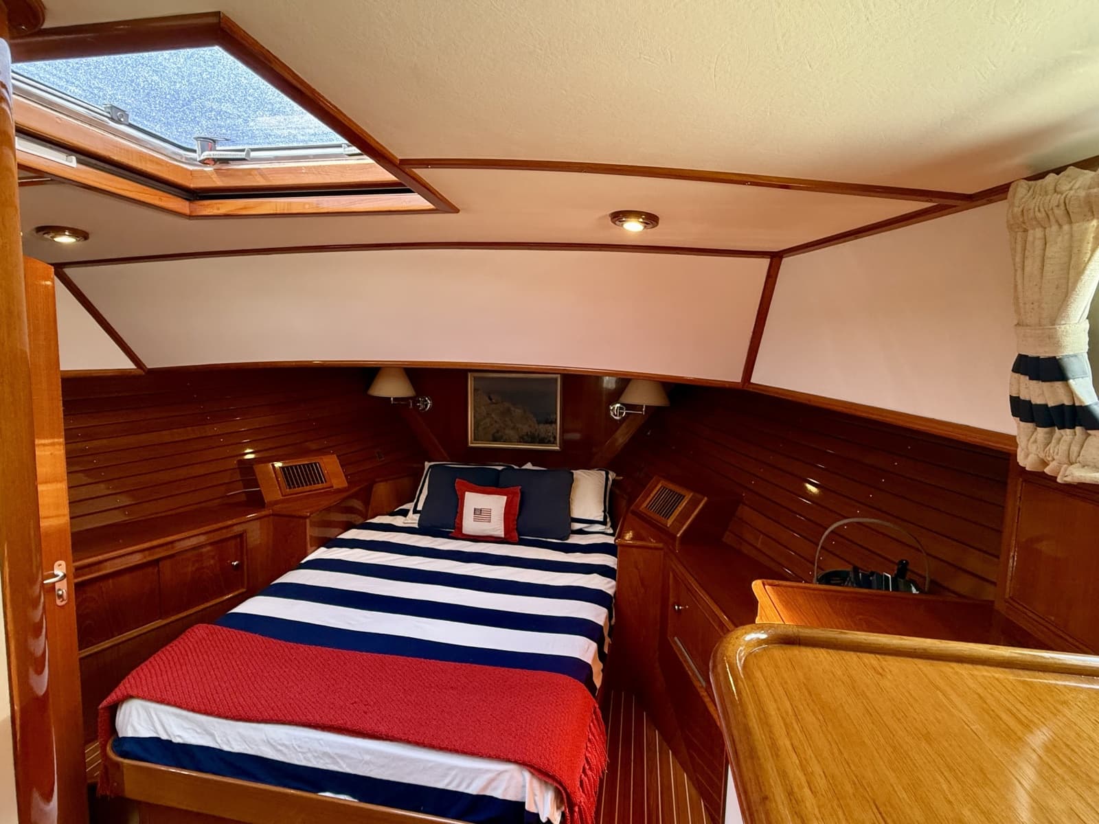 2001 Grand Banks Eastbay HX - Photo 35