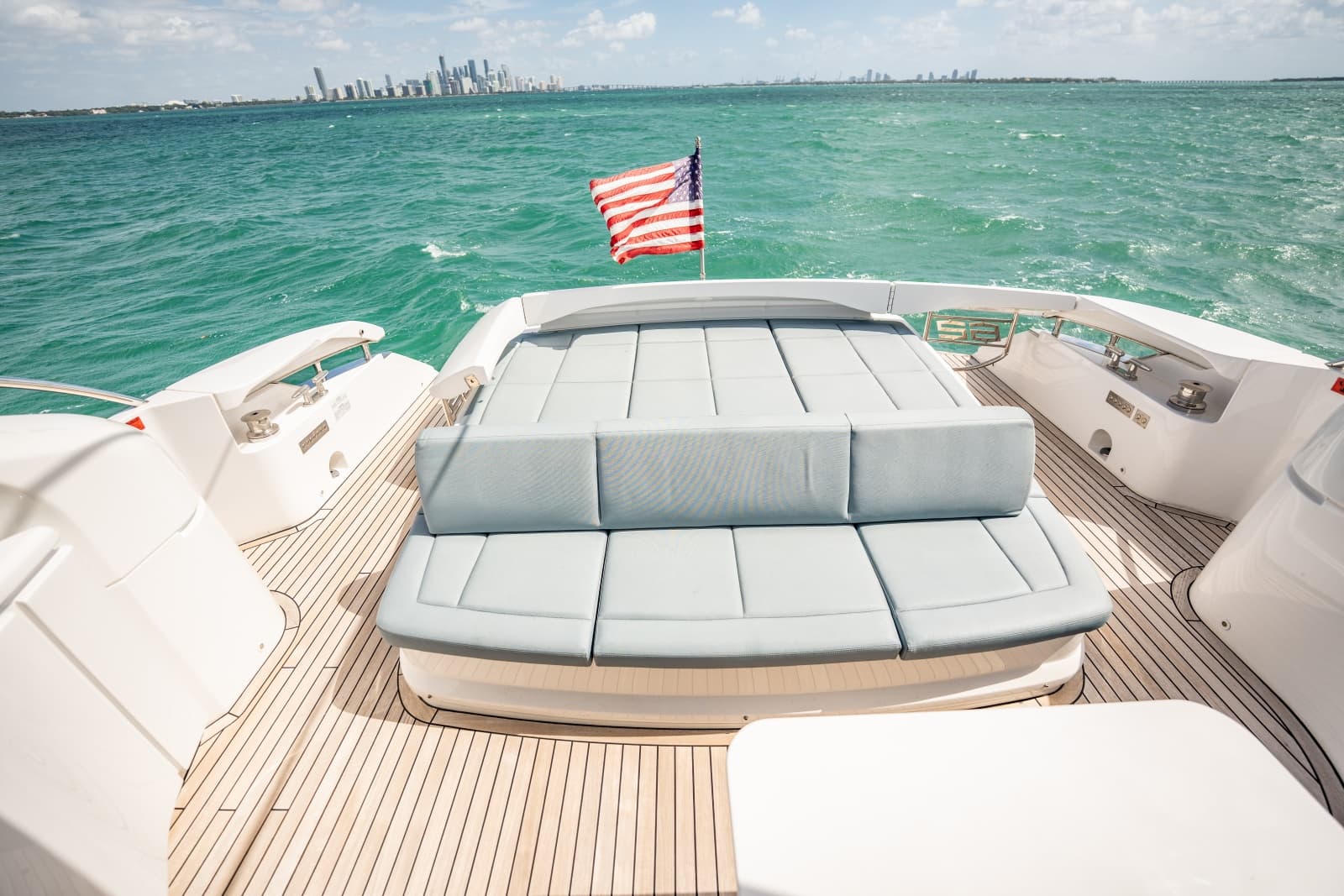 2020 Pershing 62 - Photo 17