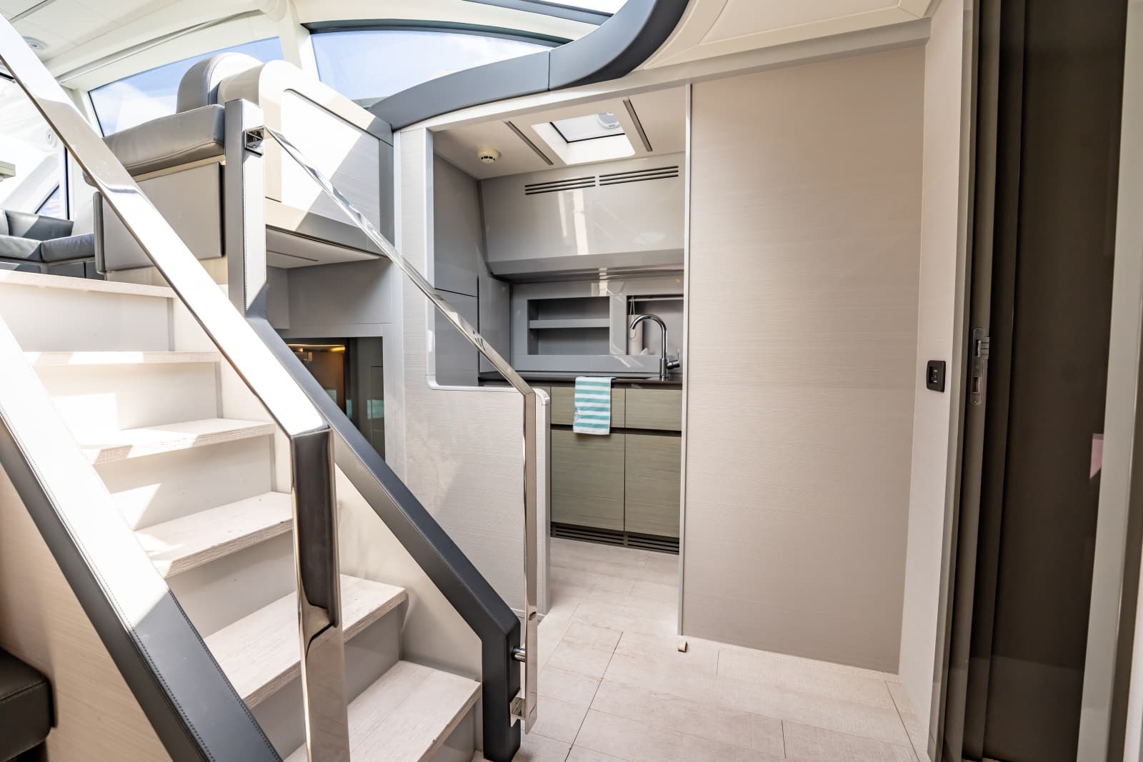 2020 Pershing 62 - Photo 67