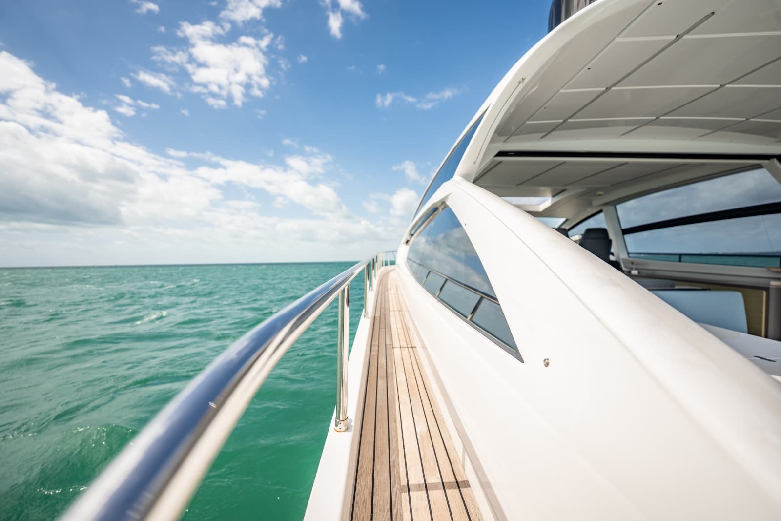 2020 Pershing 62 - Photo 18