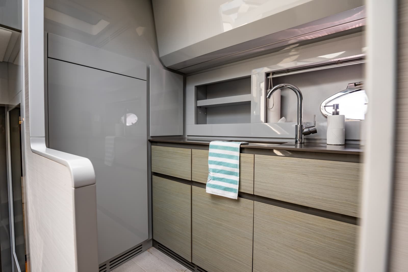 2020 Pershing 62 - Photo 69