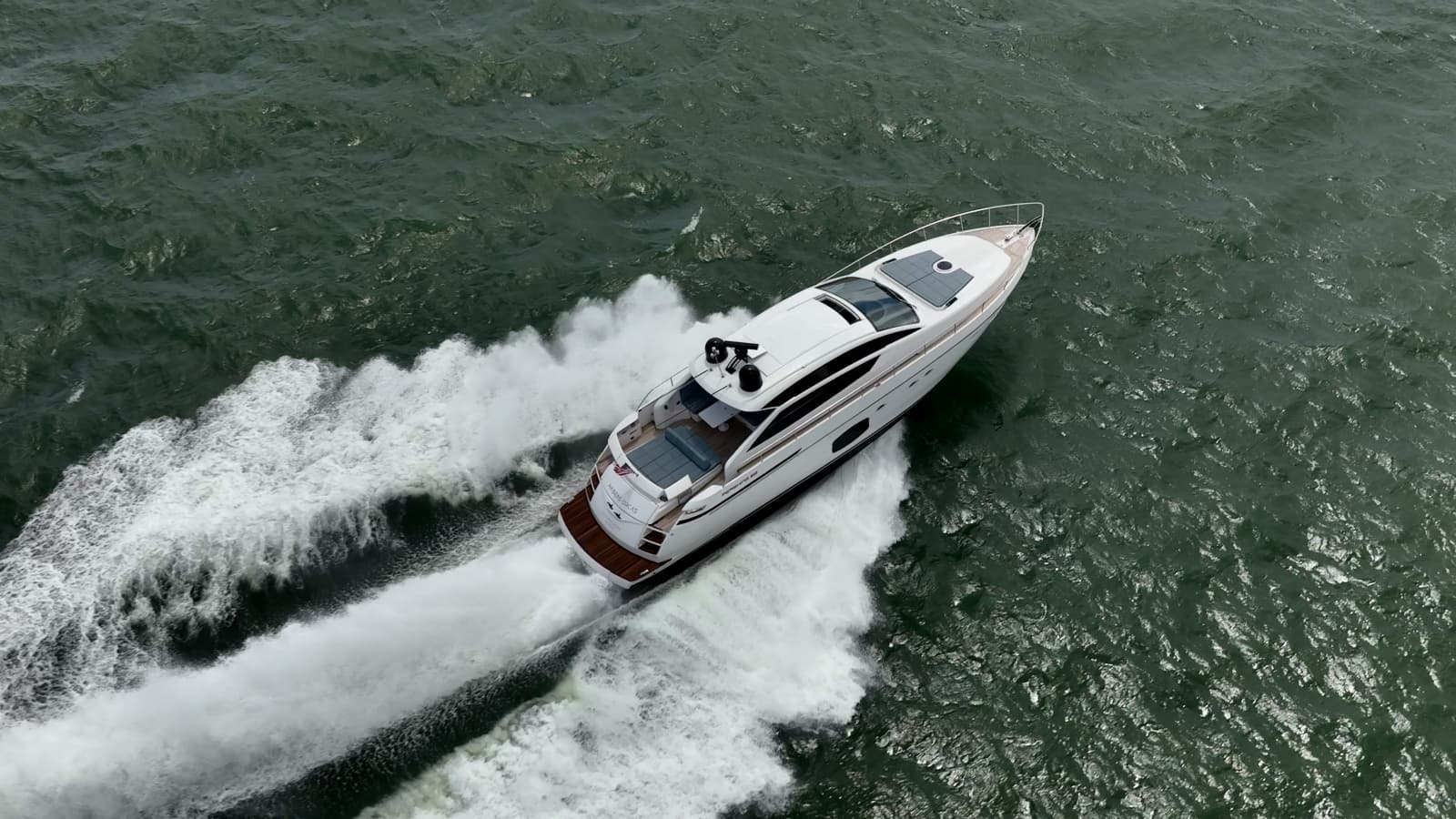 2020 Pershing 62 - Photo 11
