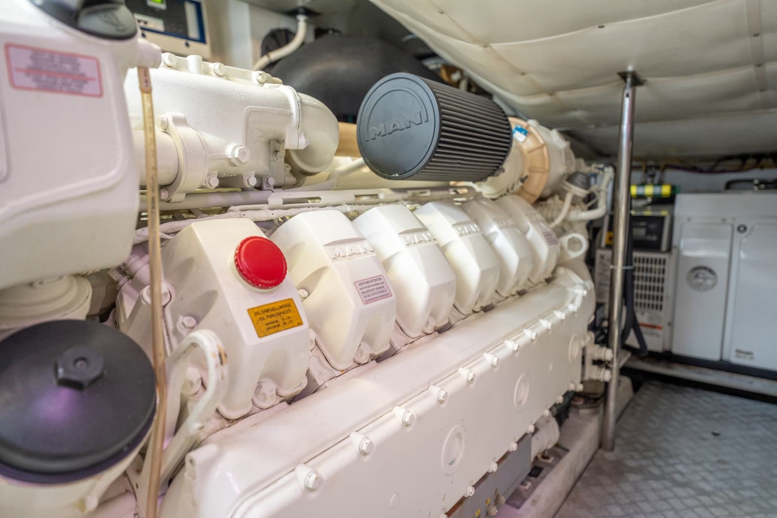 2020 Pershing 62 - Photo 76