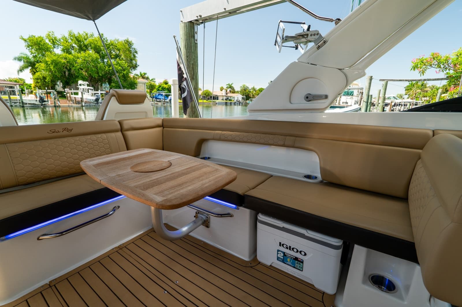 2022 Sea Ray SDX 290 - Photo 27