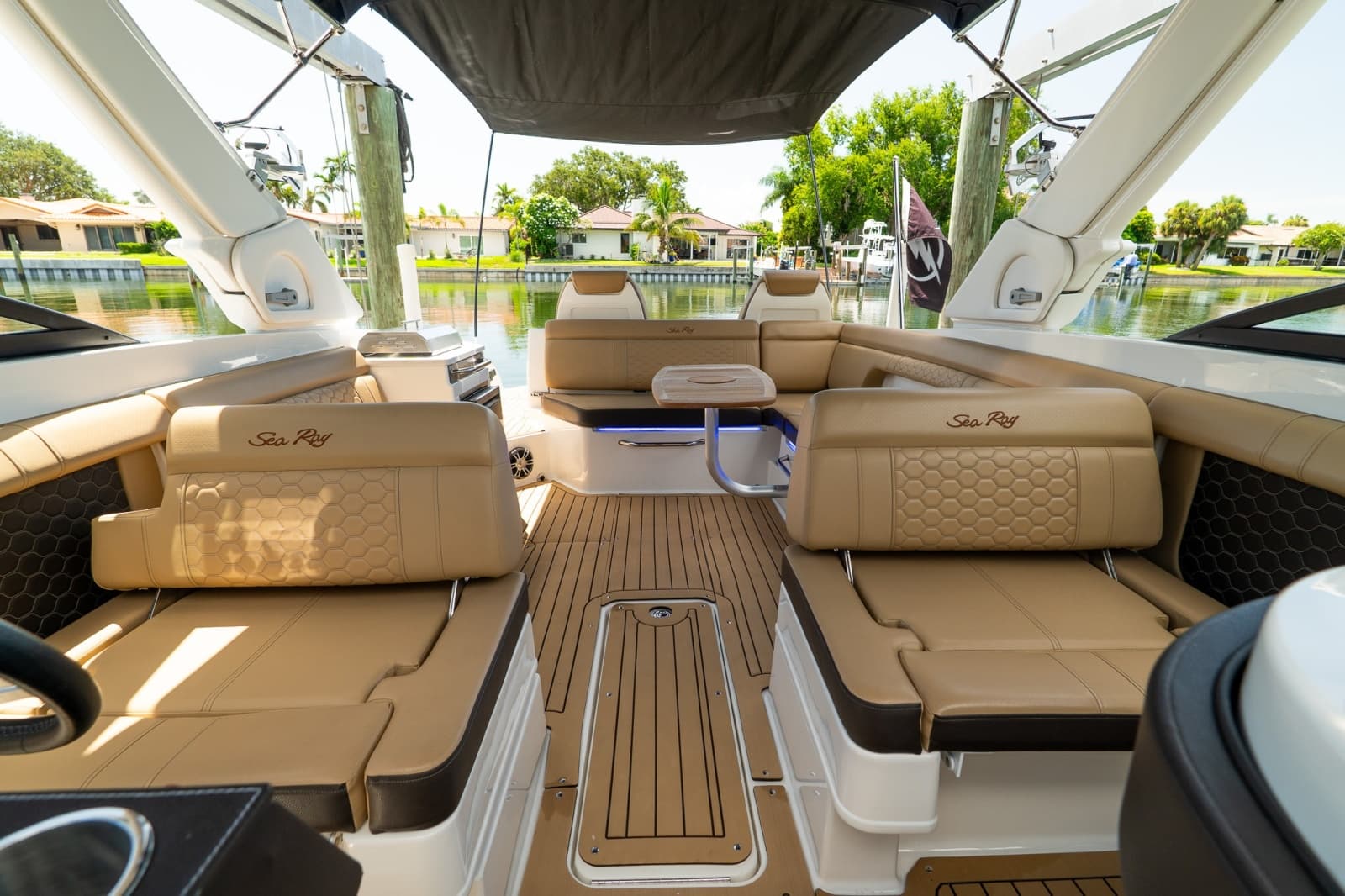 2022 Sea Ray SDX 290 - Photo 32