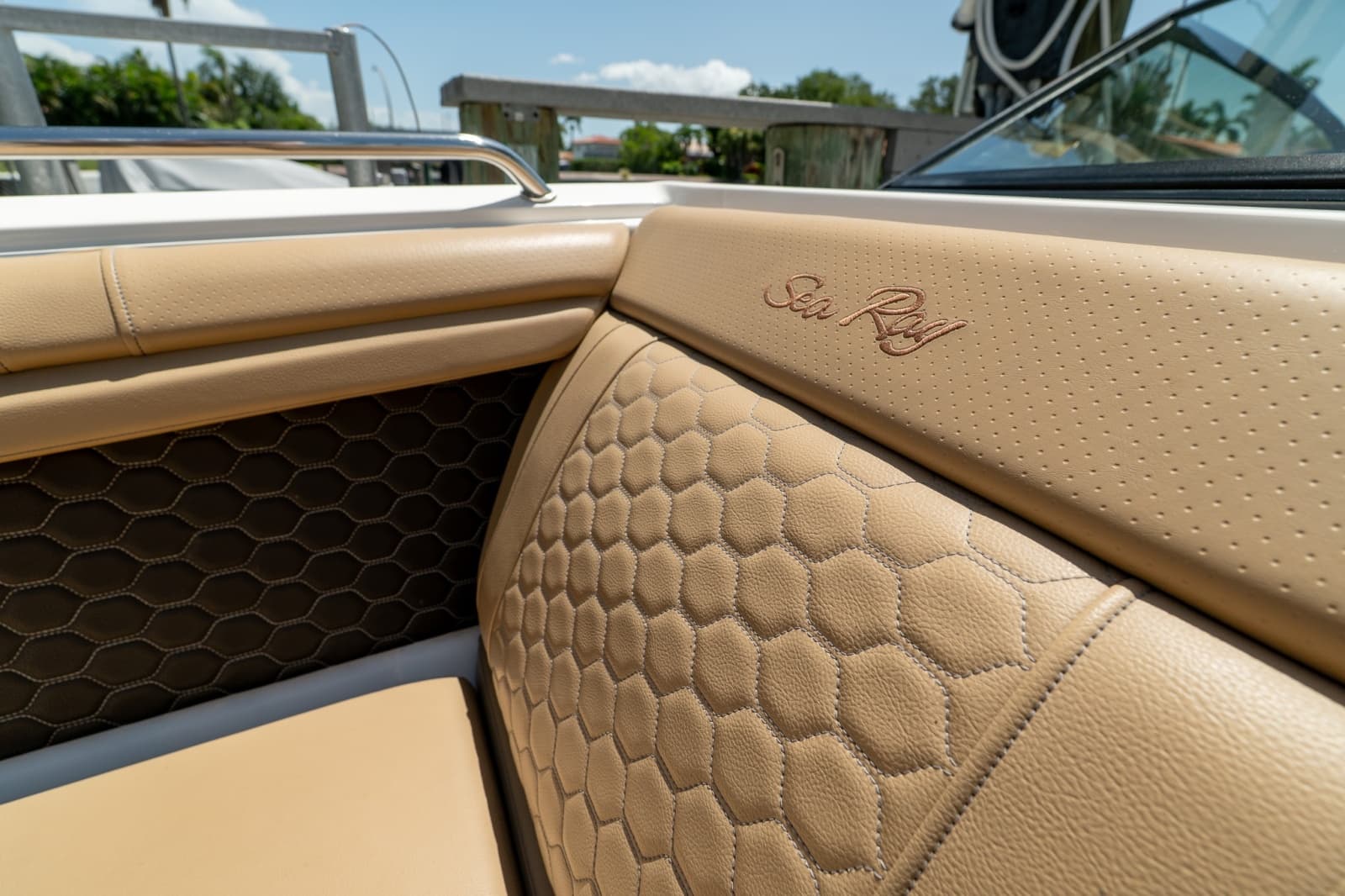 2022 Sea Ray SDX 290 - Photo 56