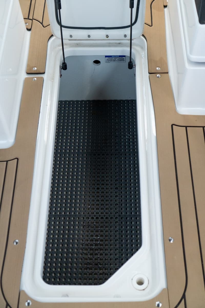 2022 Sea Ray SDX 290 - Photo 43