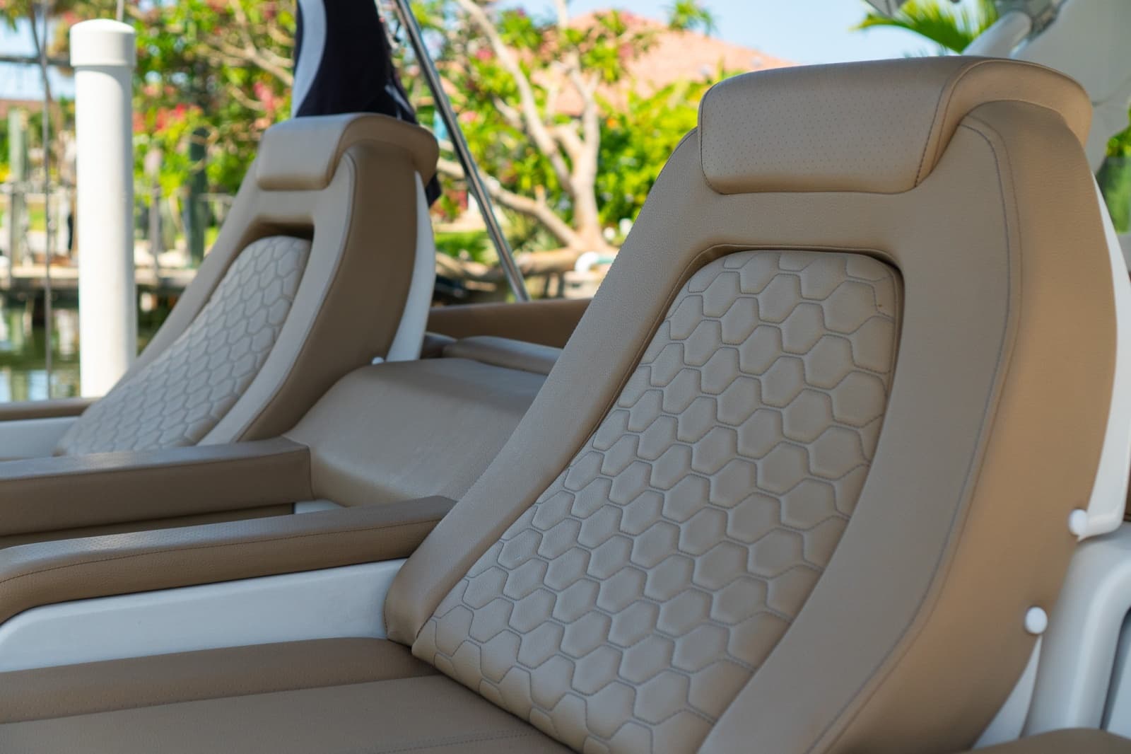 2022 Sea Ray SDX 290 - Photo 51
