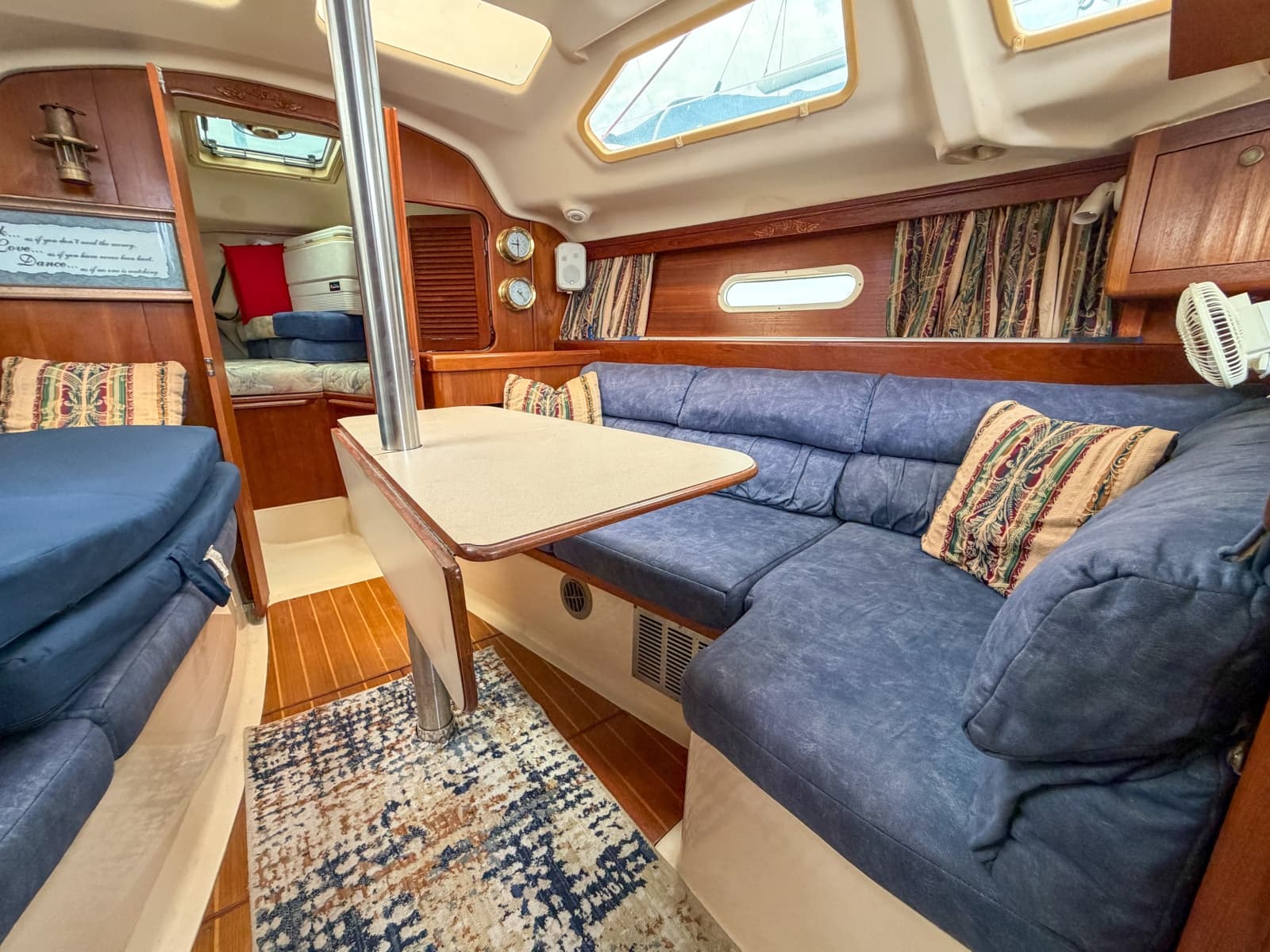 1999 Hunter 310 - Photo 17