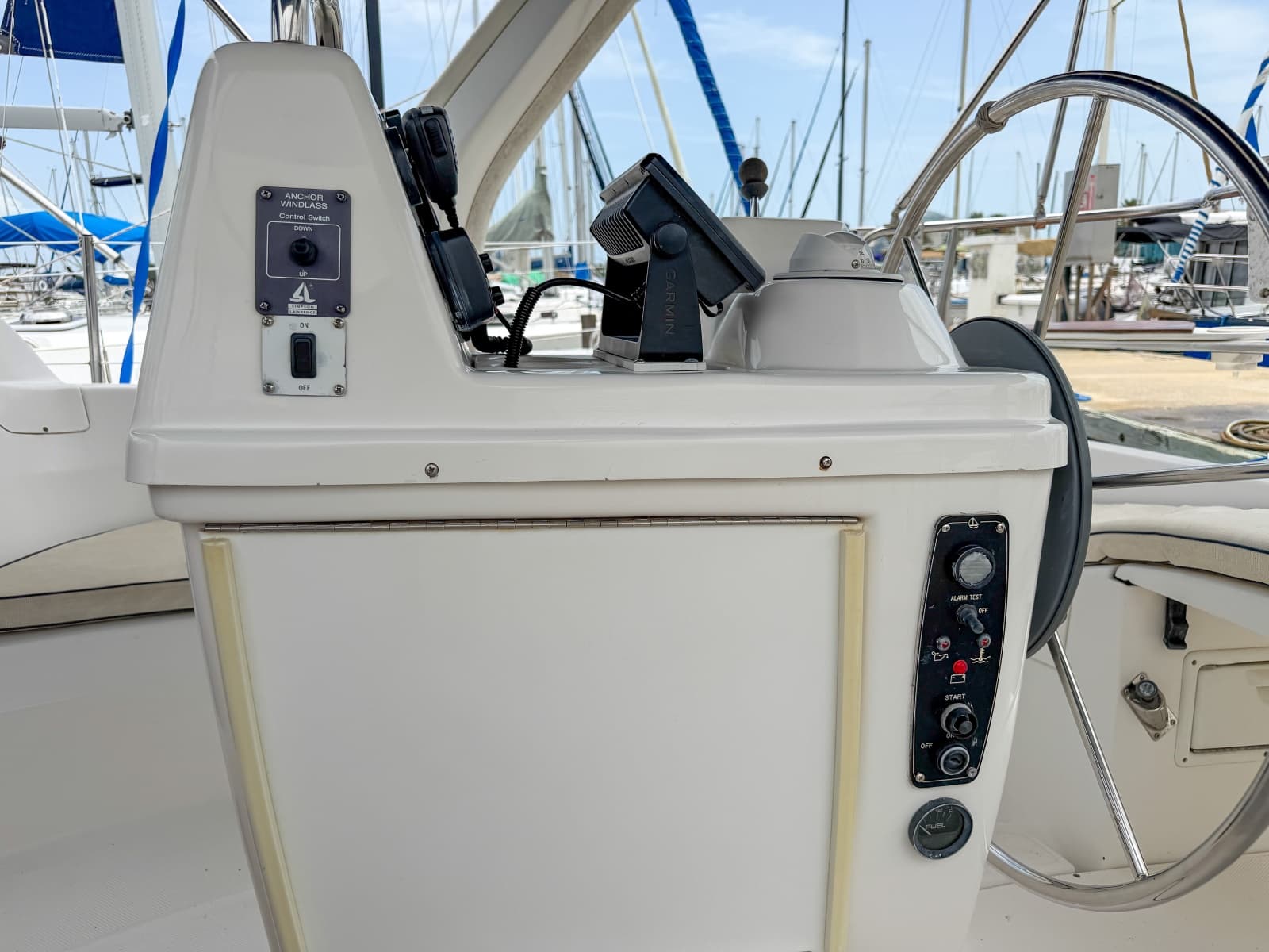 1999 Hunter 310 - Photo 45
