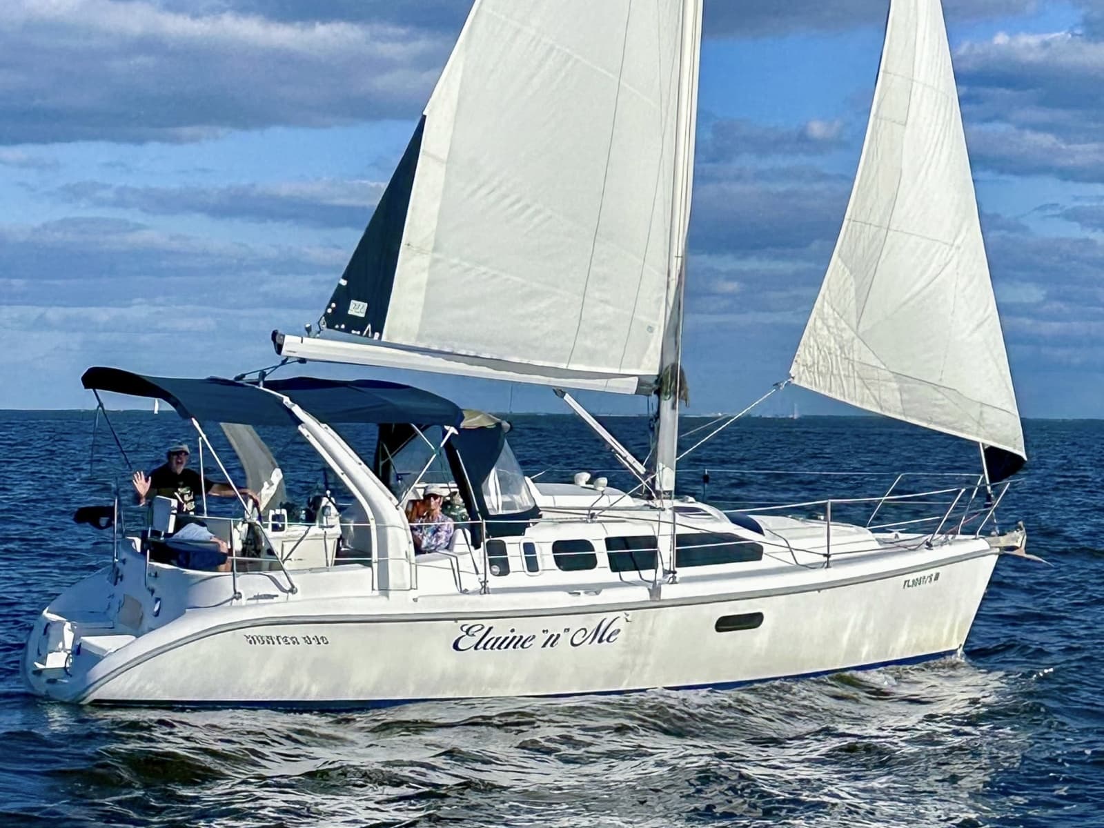 1999 Hunter 310 - Photo 1