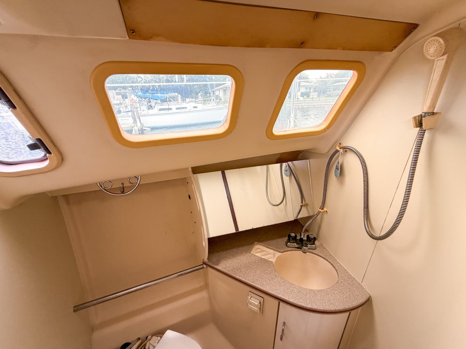1999 Hunter 310 - Photo 15