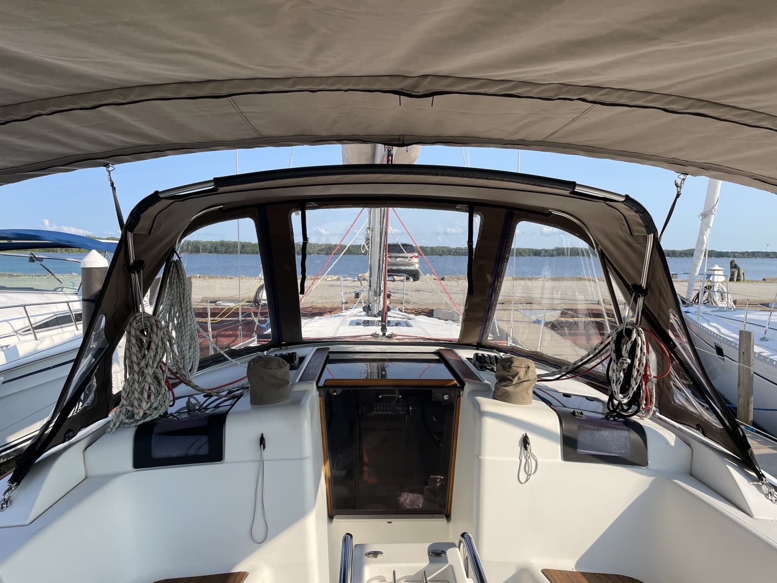 2011 Jeanneau Sun Odyssey 409 - Photo 4